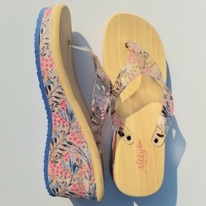NIKKY By NICOLE LEE Blue Juno Flip Flop